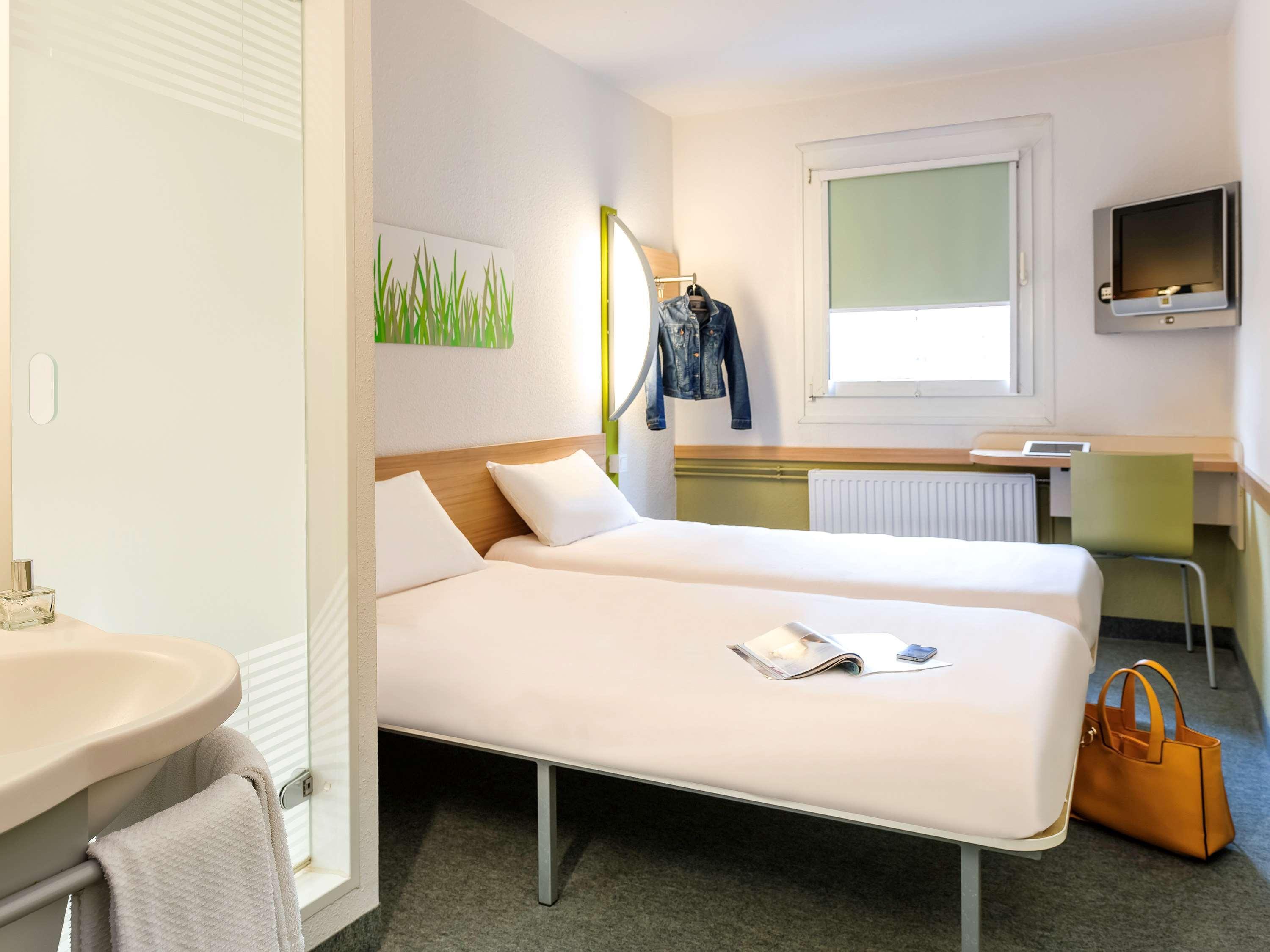Ibis Budget Portsmouth Exterior foto